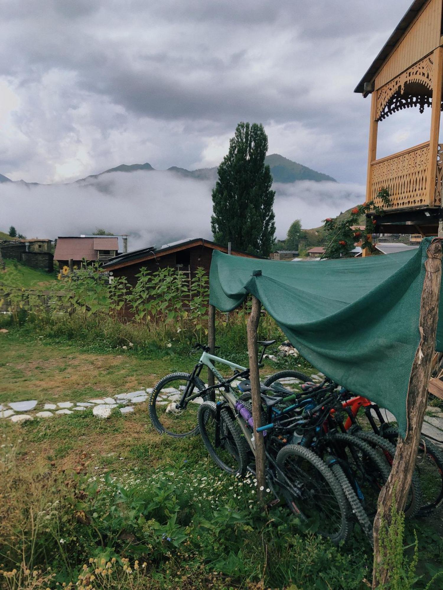 A North Homestay Omalo Extérieur photo